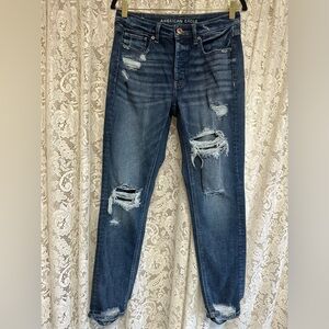American Eagle Tomgirl Distressed Jeans